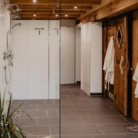 Gemuetlicher Schwarzwaelder Kornspeicher Korni Am Griesbachhof Holiday home Titisee-Neustadt